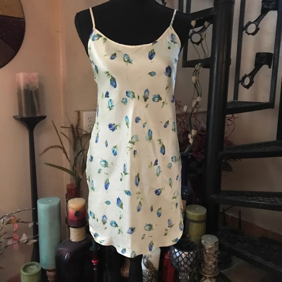 NWOT Satin Yellow Floral Chemise Slip & Robe Set - Picture 3 of 5